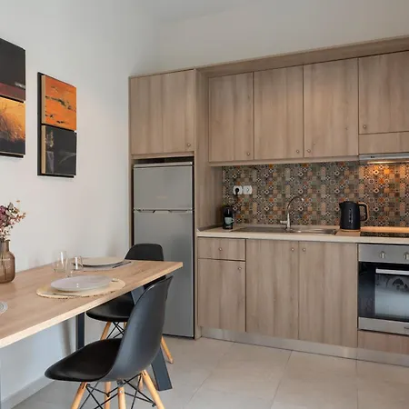 Centralstudio Iris * Ретимно